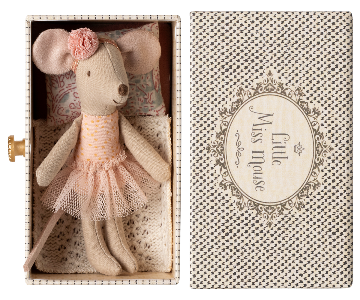Maileg Dance Mouse in Daybed, Little Sister