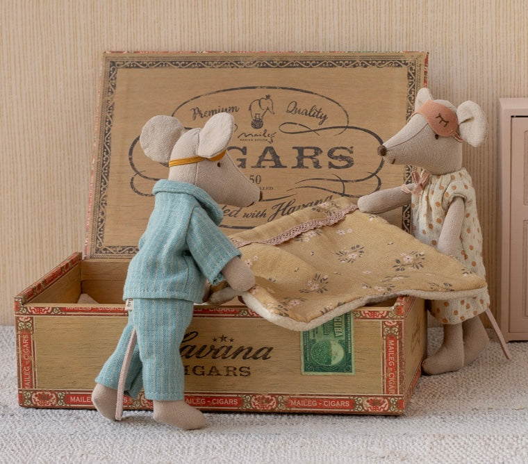 Maileg Mum and Dad Mice in Cigarbox