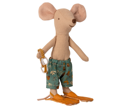 Maileg Beach Mouse - Big Brother in Cabine de Plage