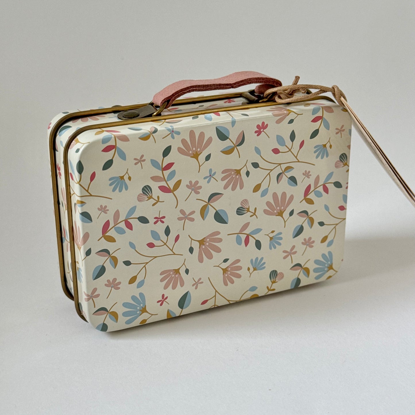 Maileg Metal Suitcase - Merle Light