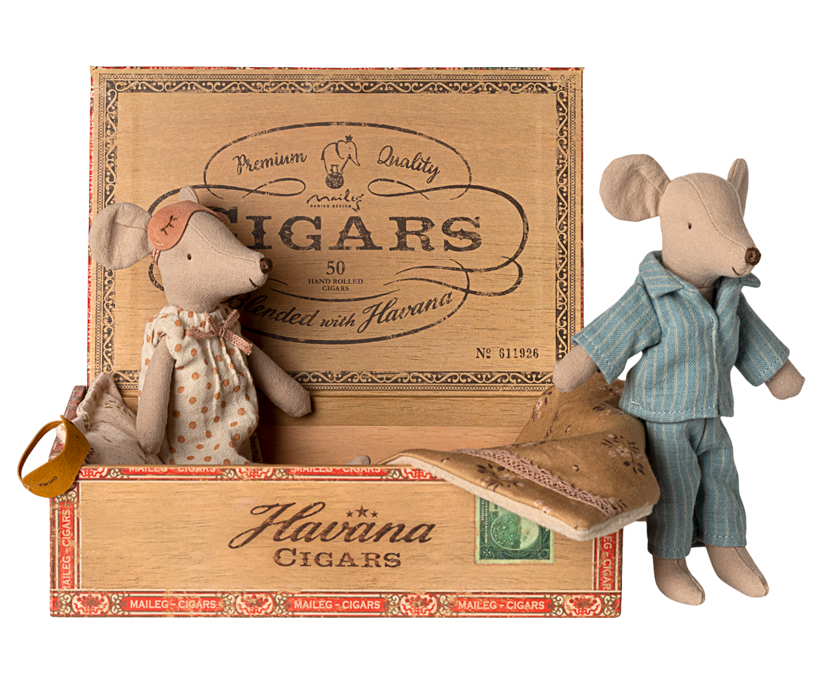 Maileg Mum and Dad Mice in Cigarbox