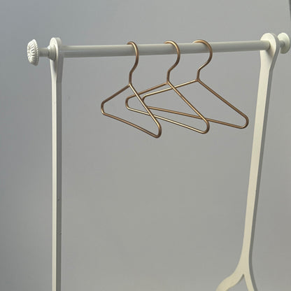 Maileg Clothes Rack in Metal - Off White (SMALL PAINT CHIP)