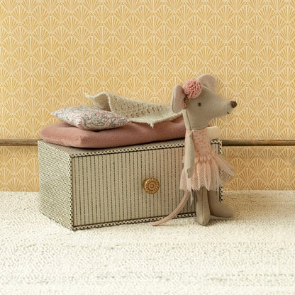 Maileg Dance Mouse in Daybed, Little Sister