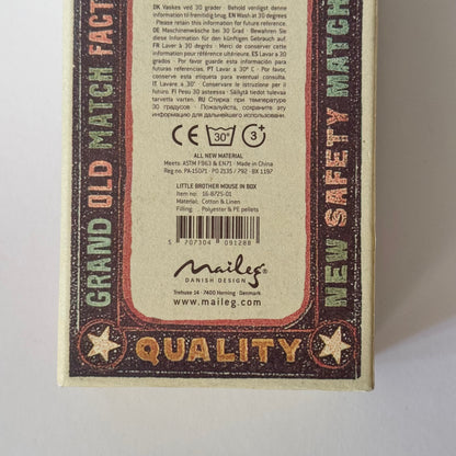 Empty Matchbox - Little Brother Mouse Size (NO MOUSE OR BEDDING)